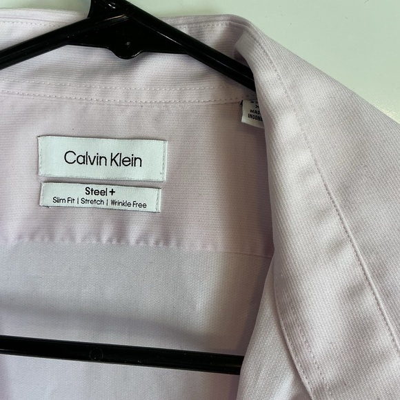 Calvin Klein Men's Light Pink Dress Shirt A0200 - Picture 3 of 4